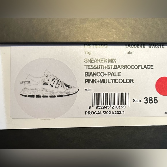 **💯% AUTHENTIC** VERSACE Trigreca Sneakers NWT - Picture 10 of 11